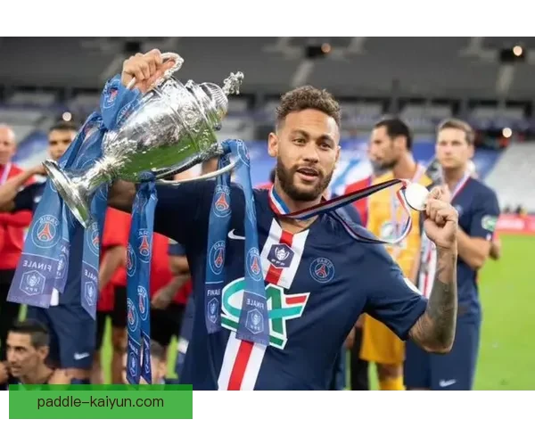 维拉蒂与内马尔默契再现，助力球队迎来关键胜利表现亮眼