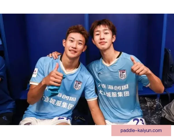 沙勒罗瓦青训体系崭露头角，新一代足球才俊表现亮眼，备受关注。