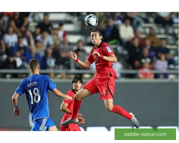 金玟哉拦截王称号解析：防守稳健的他在联赛中表现持续提升