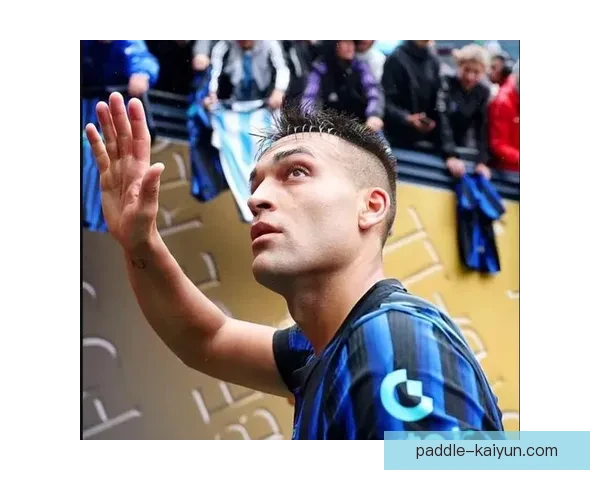 劳塔罗谈及国家队表现与梅西的影响，备受关注