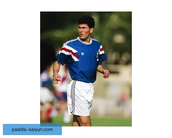 齐达内在皇马时期表现稳健，核心作用持续提升